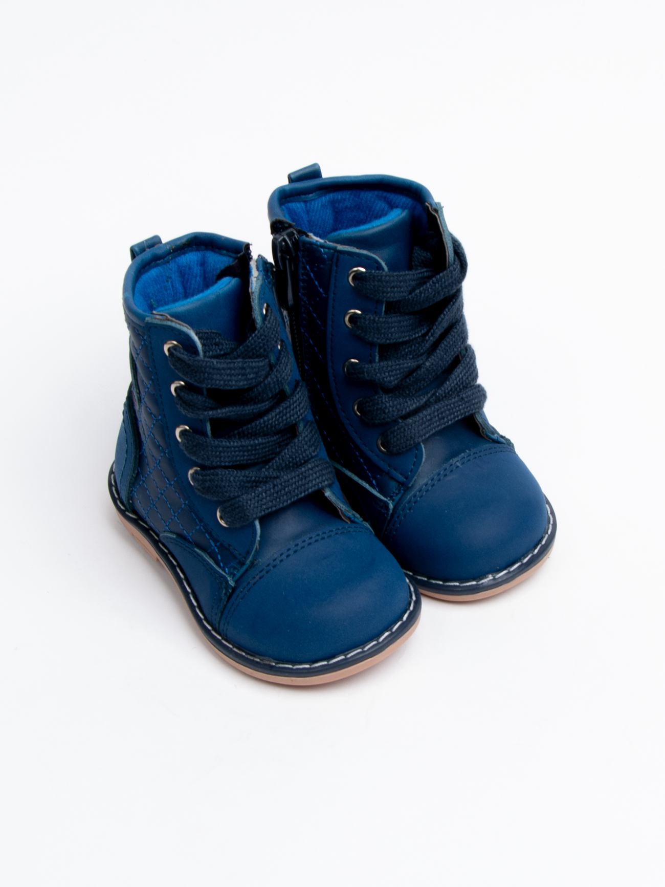 Ботинки для мальчика малодетские