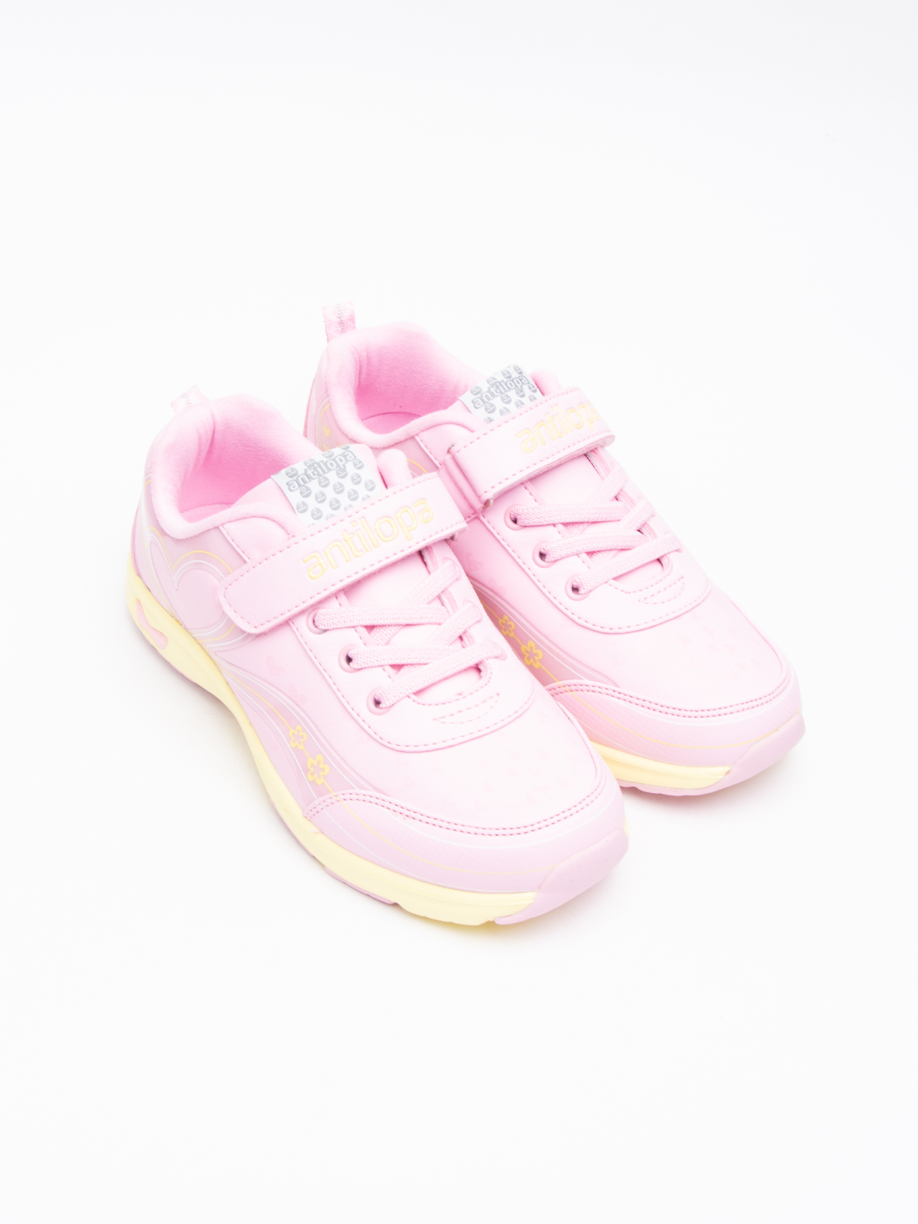 Кроссовки на липе